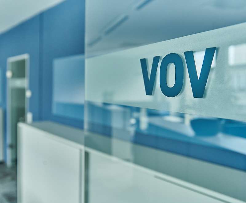 Büroräume der VOV in Koeln - Wand mit Logo